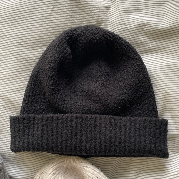 Beanies - Picture 4 of 4